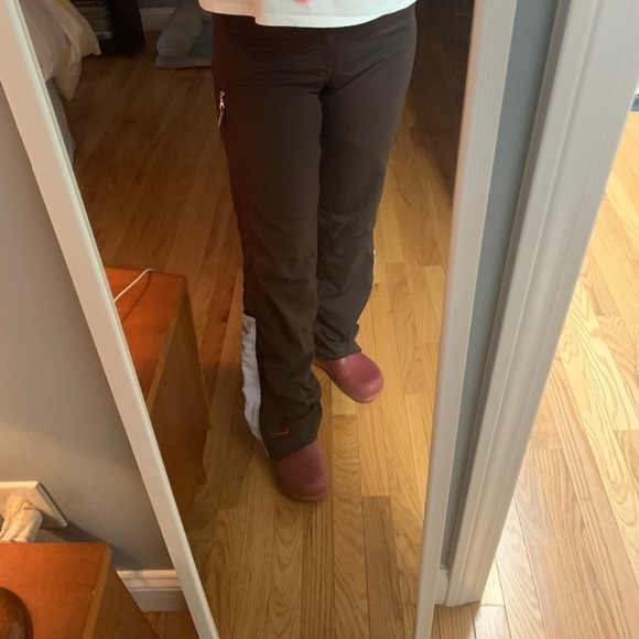 Nike Women’s Sphere Dry Track Pants - Picture 5 of 5